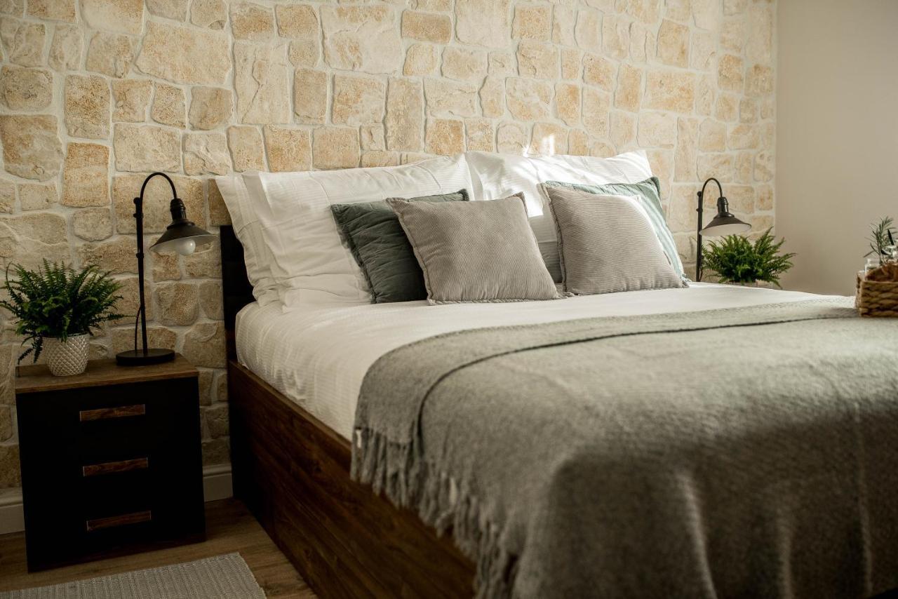 La Familia, Zadar, Vinjerac Villa ภายนอก รูปภาพ
