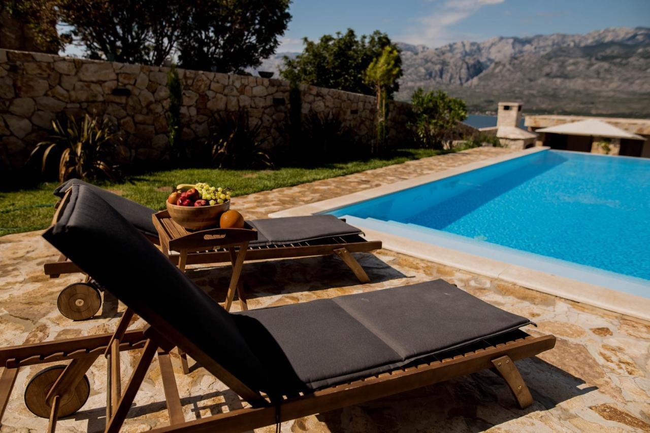 La Familia, Zadar, Vinjerac Villa ภายนอก รูปภาพ